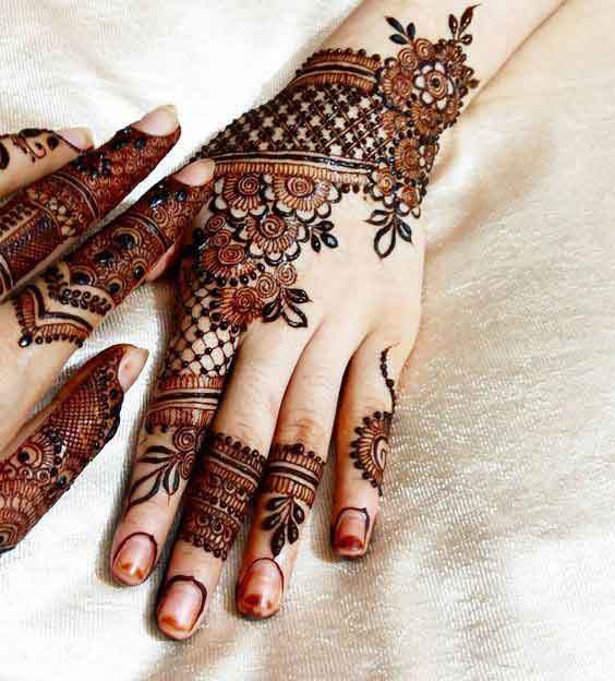 Simple and beautiful mehndi designs for back hands