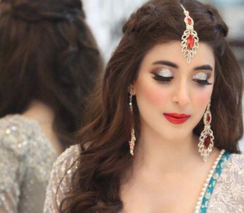 Urwa engagement makeup for ash grey dress