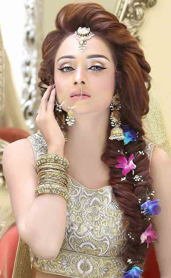 Pakistani Engagement Hairstyles For Brides In 2024 2025 Weddingpace 4060