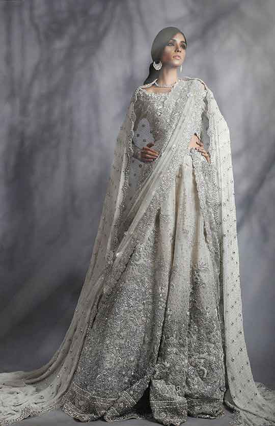 Latest Pakistani maxi cut grey bridal saree with shawl for weddings