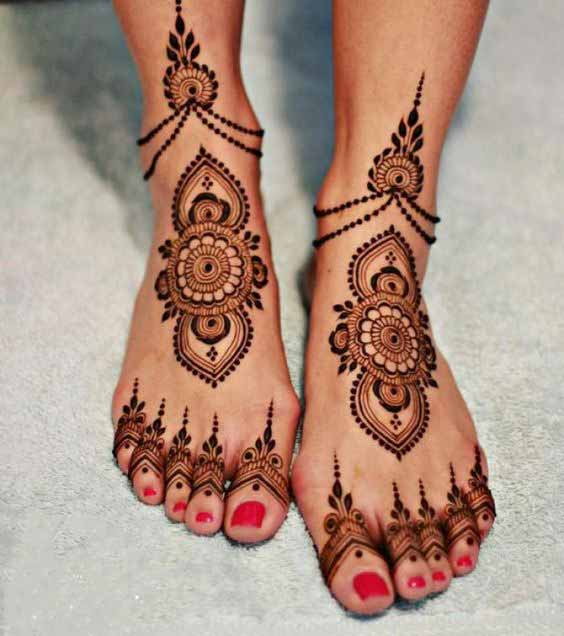 Pakistani bridal feet mehndi ideas