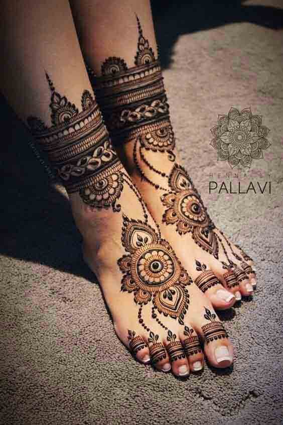 Pakistani Bridal feet mehndi designs