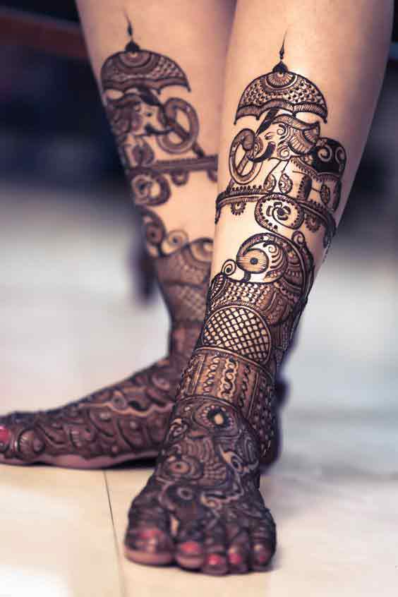 Latest foot and leg mehndi patterns for brides