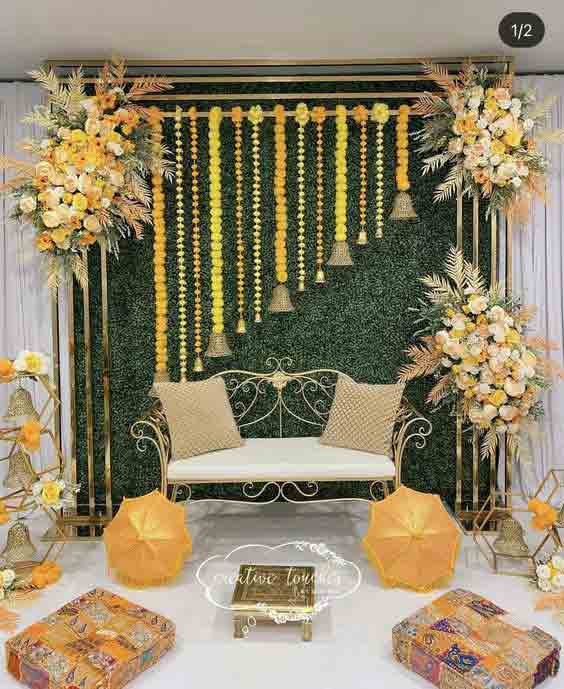 Green square background for mehndi function at home