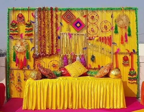 Whole filled wall with mehndi accessories