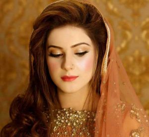 Latest Pakistani engagement makeup for brides to be
