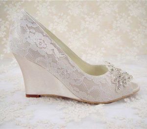 Pakistani engagement silver wedges for bridals